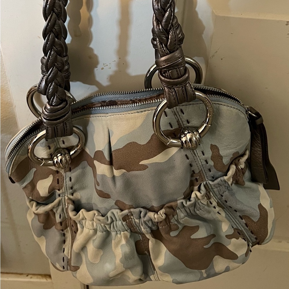 B. Makowsky Blue Camo Leather Bag - Picture 2 of 7